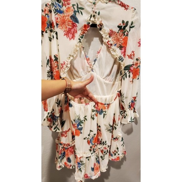 A CALIN BY FLYING TOMATOE Floral Mini Dress - Picture 7 of 8